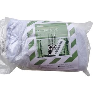 NWT Biloban Bassinet Waterproof Bamboo Mattress Pad 17" x 33" +4" 